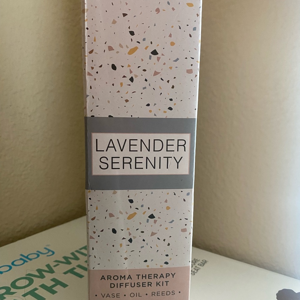 Aromatherapy Diffuser kit - Picture 2 of 3